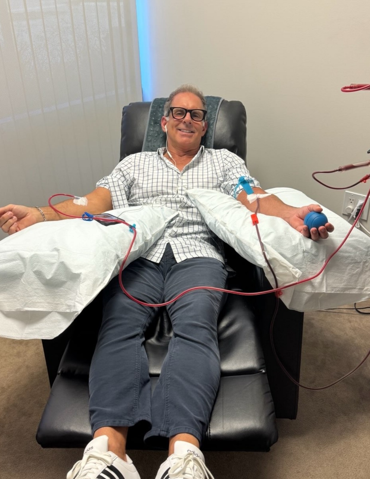 WhatsApp Image 2025-11-24 at 12.09.51